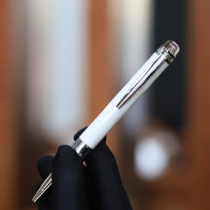 Bút Bi Montblanc Starwalker Ceramics Doué White