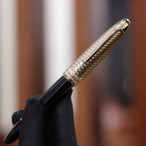 Bút Máy Montblanc 146 Meisterstück Solitaire Doué Geometric Dimension LeGrand(black Blind cap)