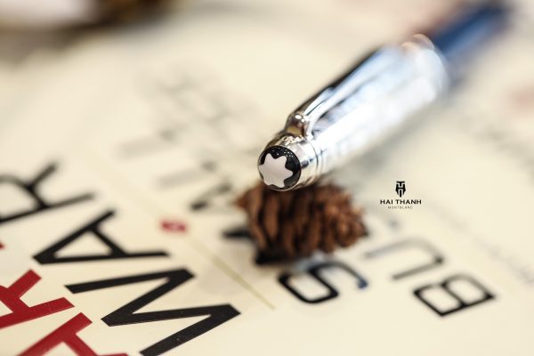 z2523655917887_a19aa4fbc9dcf4327794d67e871721c7-600x400-1